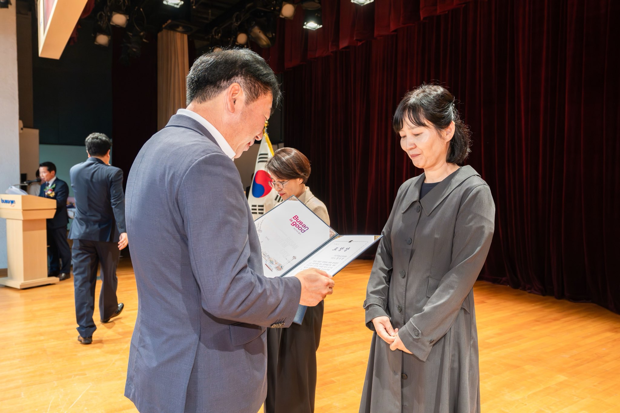 ����������ȸ �� ������� �λ����� ����