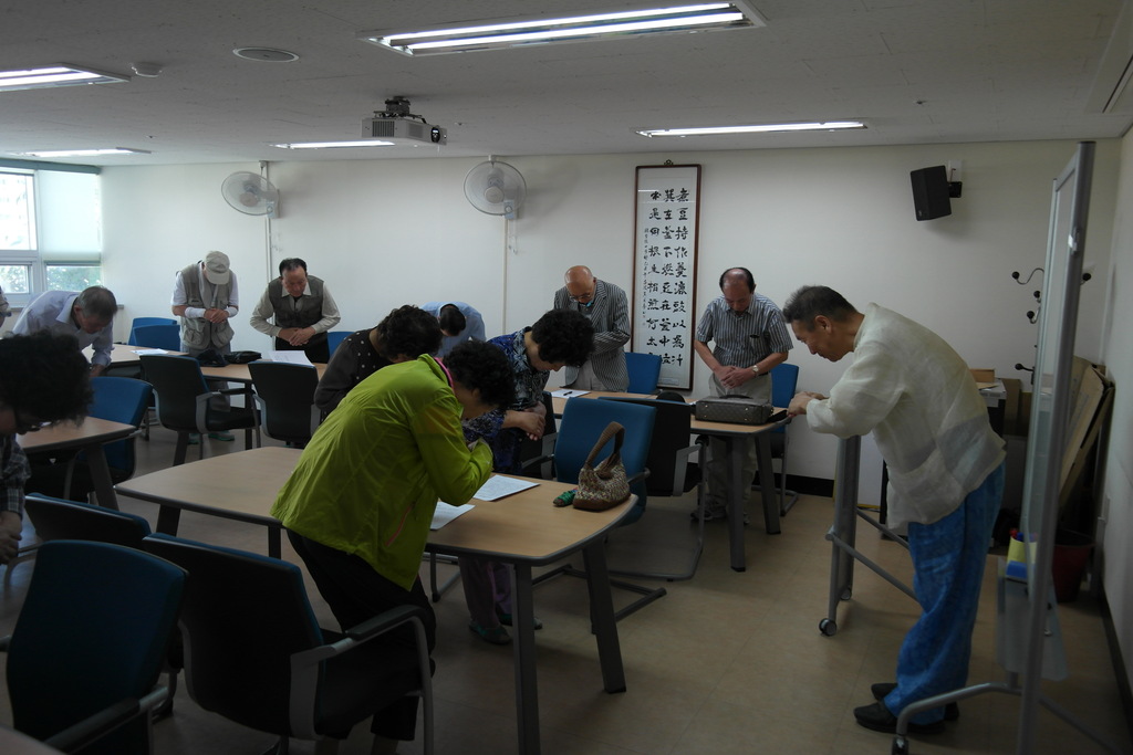 �Ϲݱ� ������� ���α׷� - �ι��� ���� ����