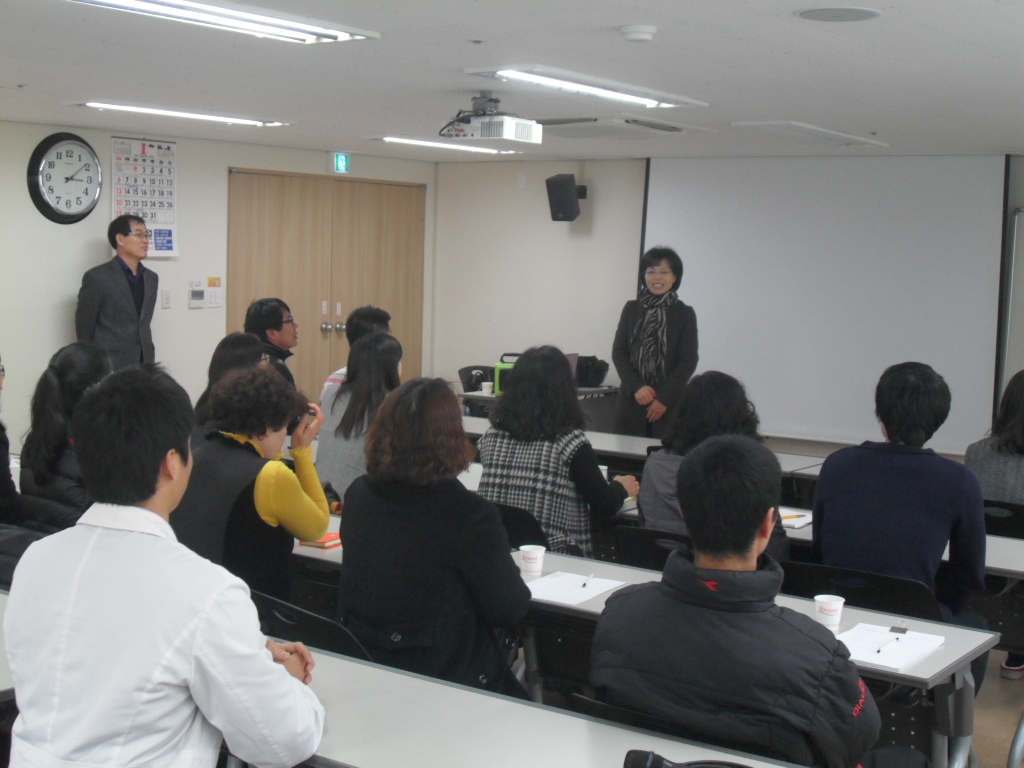 �������ϰ� �����ϴ١� ��������