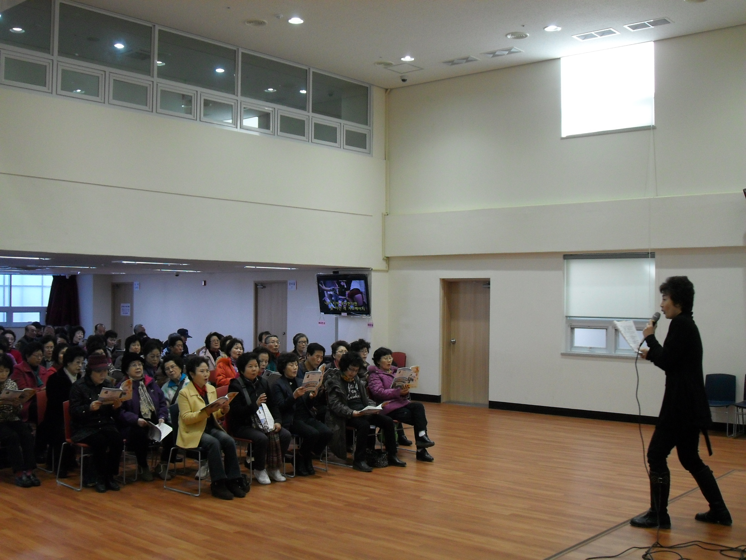 ��ȸ����[�뷡����]